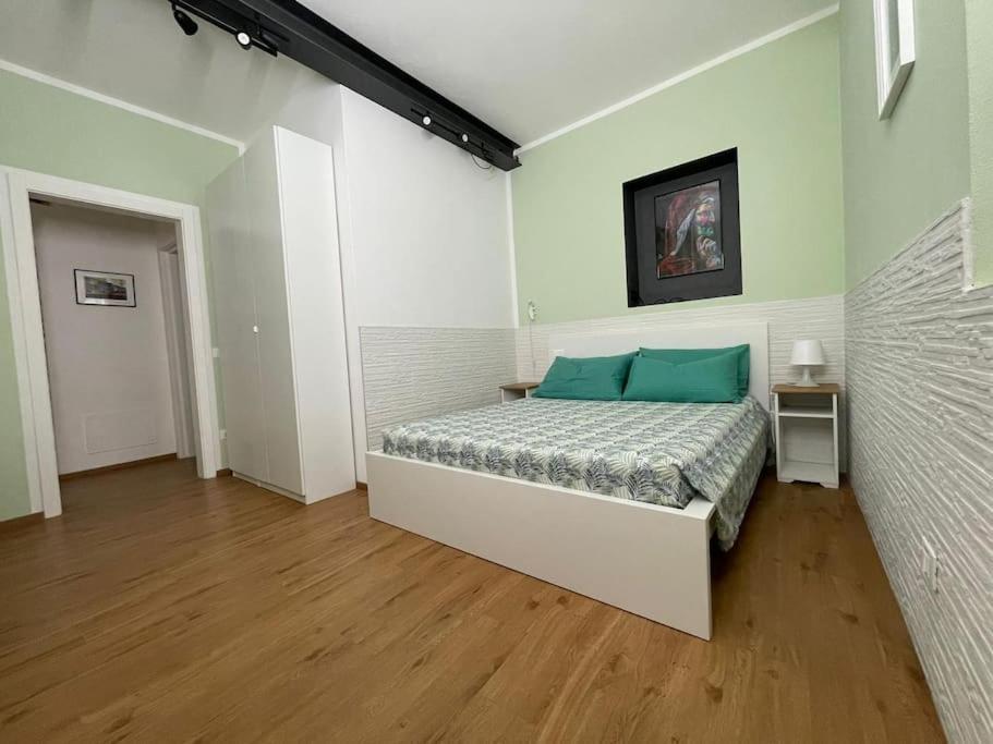 Cairoli Apartment Равена Екстериор снимка